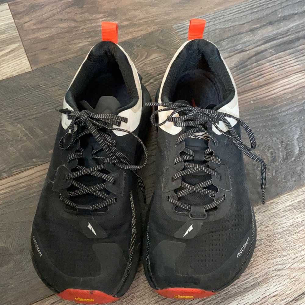 Altra Olympus 4 sneakers men’s 8.5 EU 42